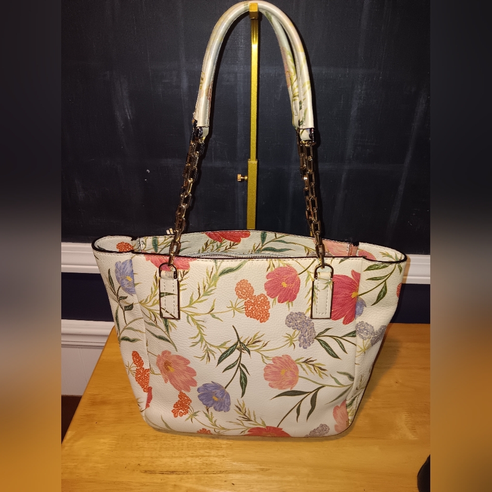 Kate Spade Leather Floral Chain Shoulder Bag - Picture 2 of 4
